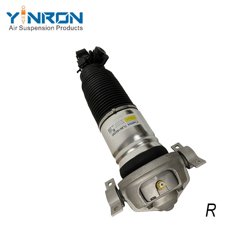 Detailed bottom mounting base view for Audi Q7 7L rear right air suspension strut (7L8616020D)