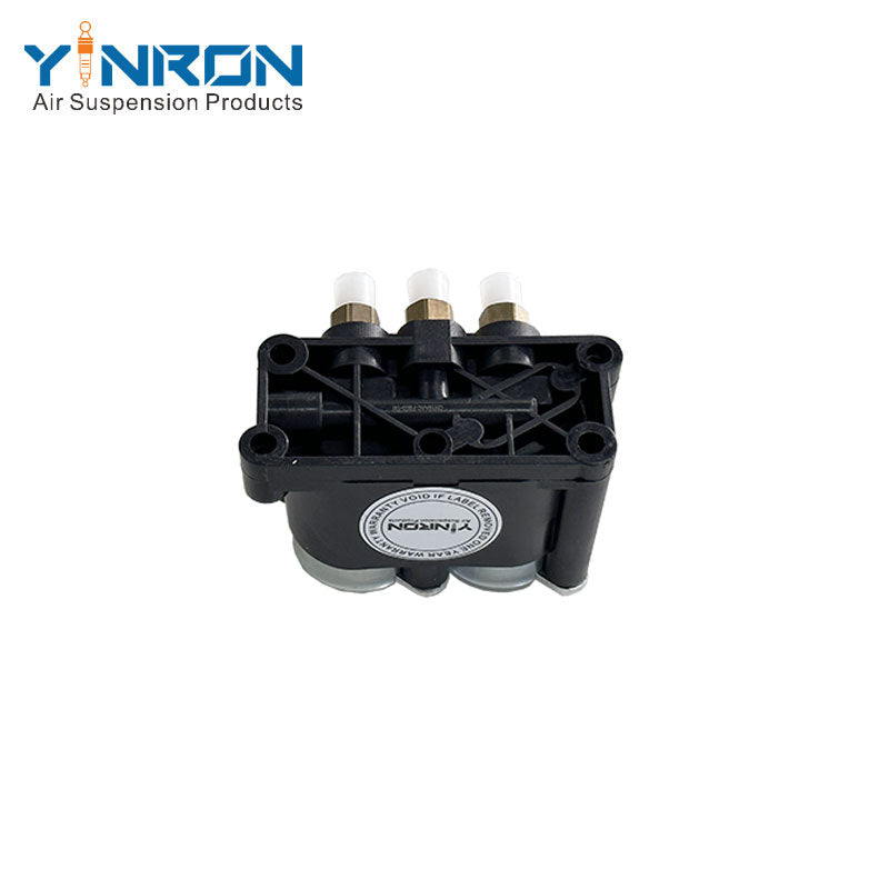 Bottom view for BMW X5 E53 air suspension valve block (37226787616)