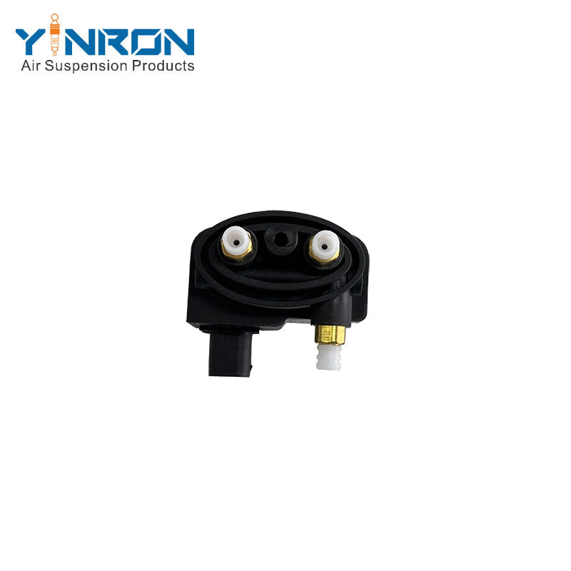 Top-down view for Mercedes-Benz Viano W639 air suspension valve block (A6393280030)