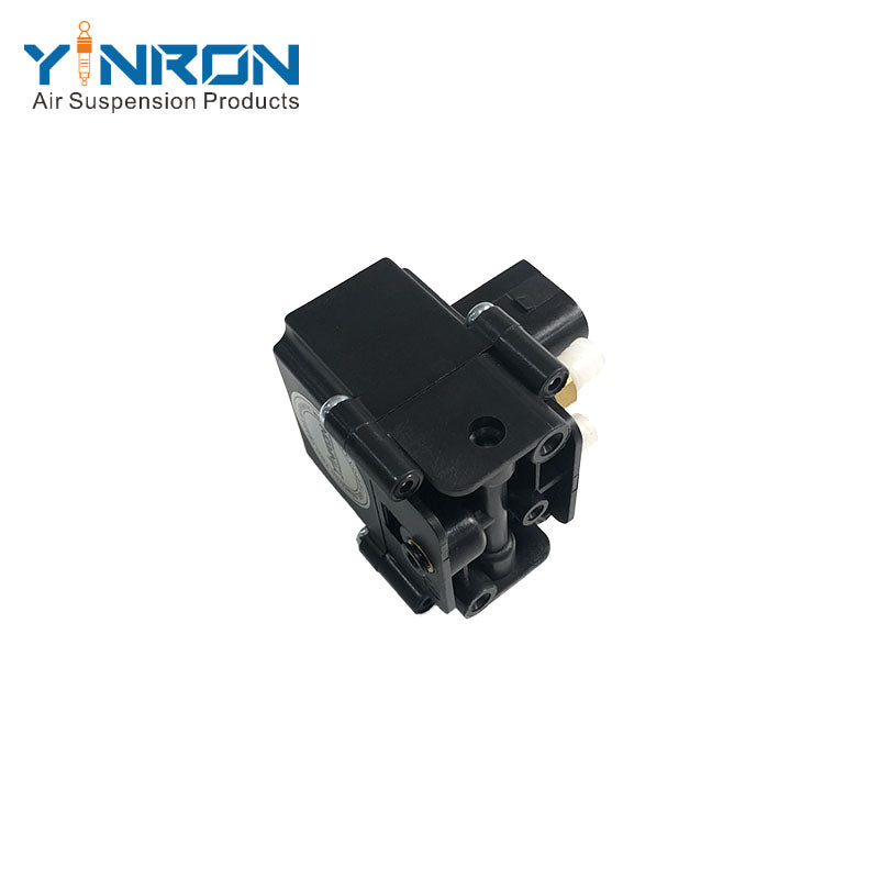 Side perspective view for BMW X5 E70 air suspension valve block (37206859714)