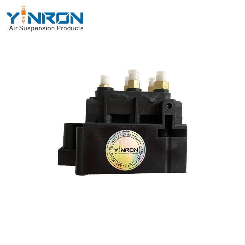Detailed view of Mercedes-Benz C-Class W205 air suspension valve block (A0993200058)