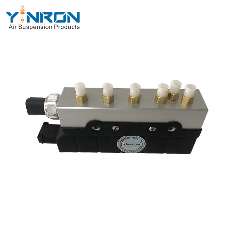 Front flat view for Mercedes-Benz S-Class W220 air suspension valve block with warranty label (A2203200258)