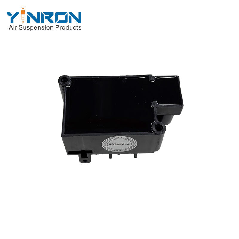 Bottom flat view for Audi Q7 4L air suspension valve block (7L0698014)