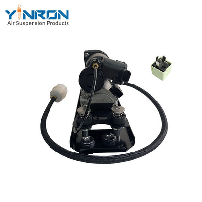 Right straight side view for BMW 5 Series E61 air suspension compressor pump with bracket and valve block with relay and air filter (37106789937)