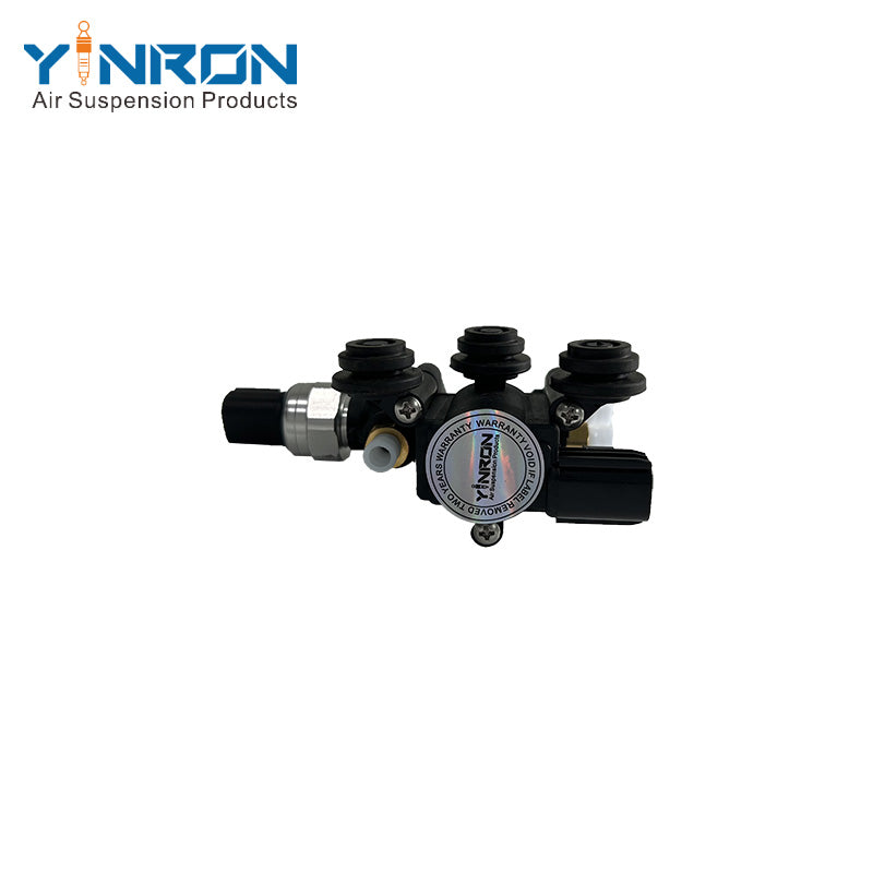 Front flat view for Land Rover Discovery 3 Range Rover Sport air suspension valve block with warranty label (RVH000046)
