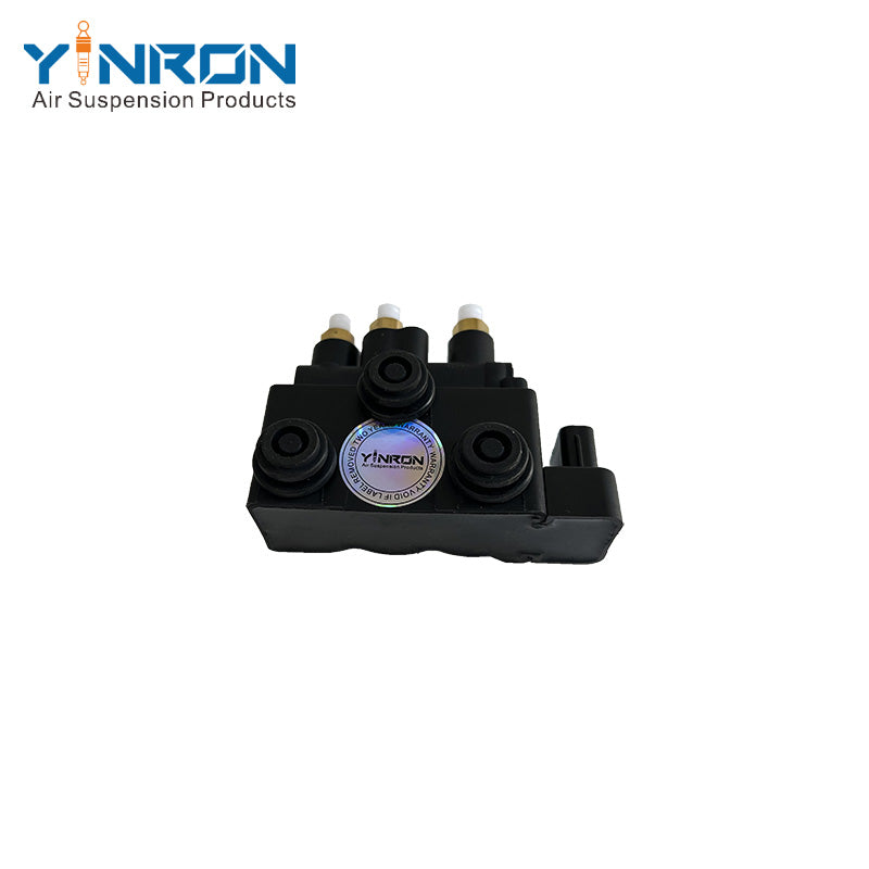 Front flat view for Land Rover Range Rover L405 front air suspension valve block (LR037081)