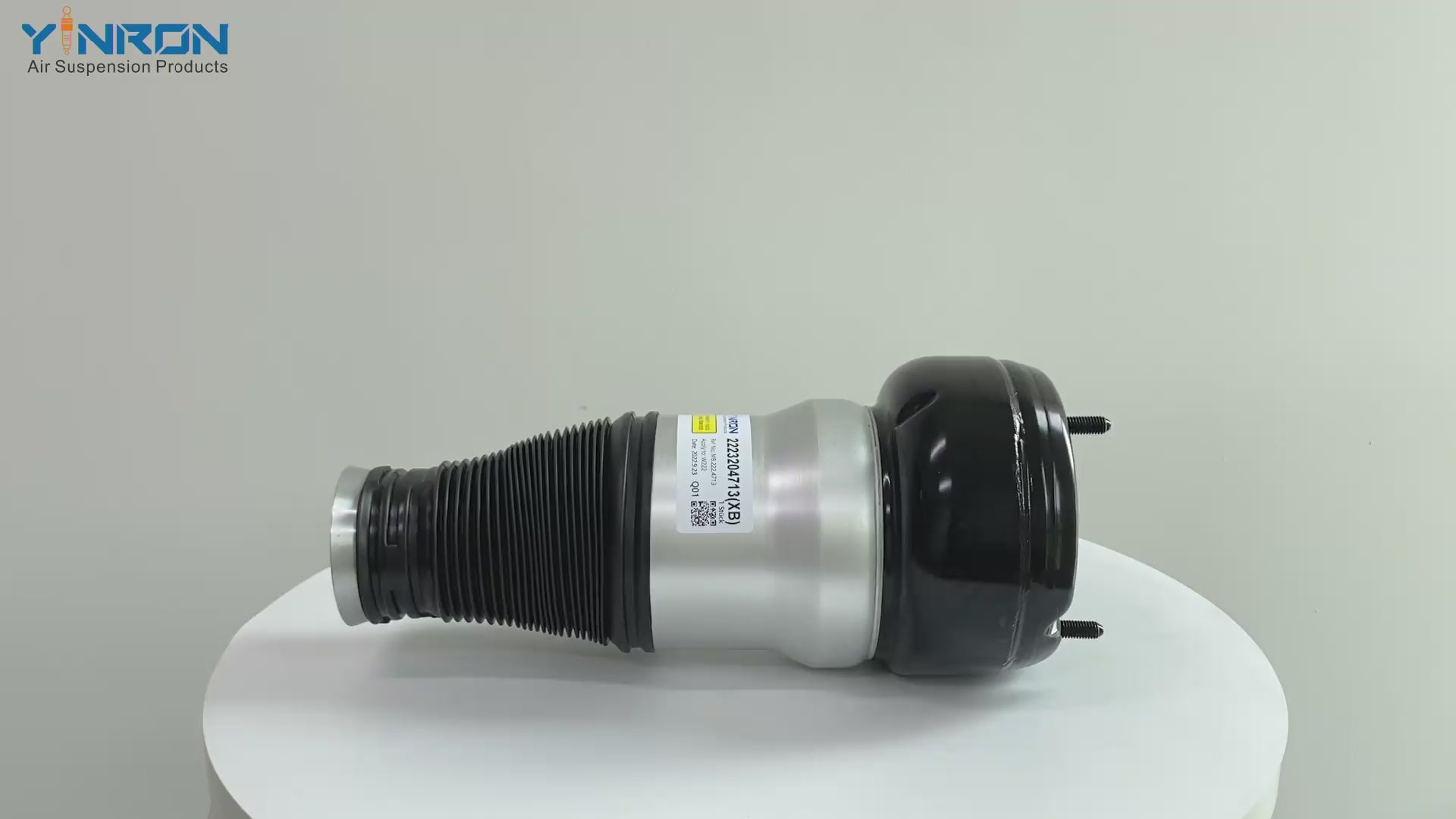 360-degree rotation video showcasing the durability and material quality of Mercedes-Benz S-Class W222 front air suspension spring
