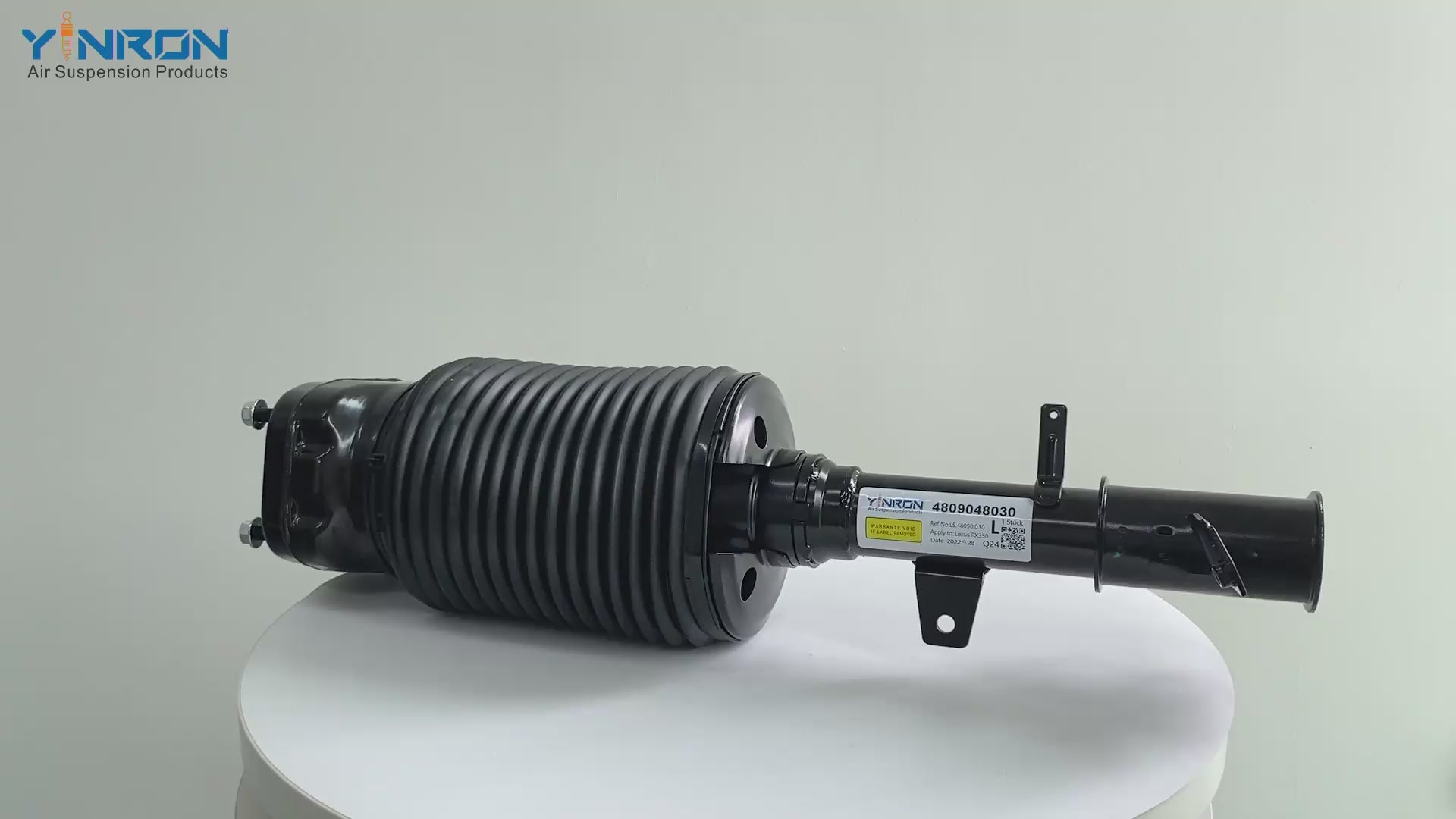 360-degree rotation video showcasing the build quality for Toyota Harrier & Lexus RX300 RX330 RX350 AWD rear left air suspension strut (4809048030)
