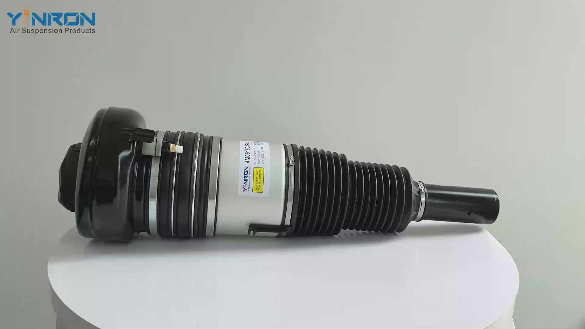 360° rotating display of Front Air Suspension Strut With CDC for VW Touareg III CR (2018-2024) (4M4616039J)