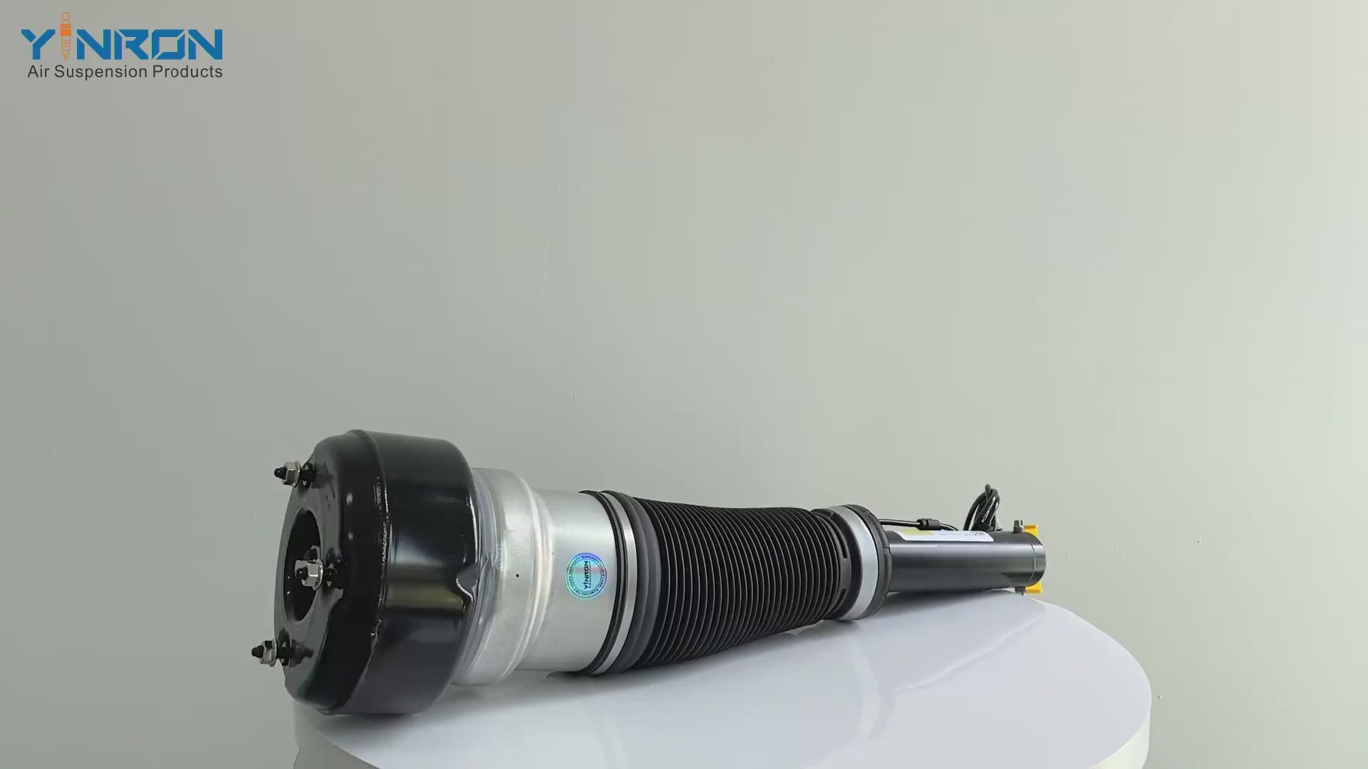 360-degree rotation view of Mercedes S-Class W221 front air suspension strut (A2213204913)