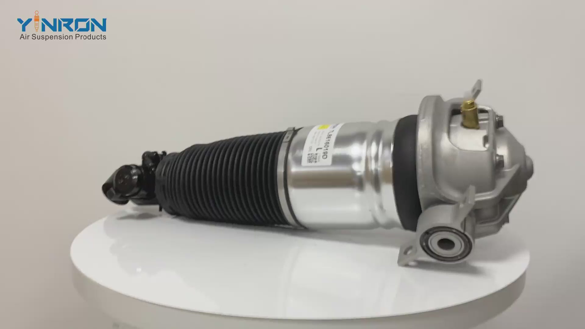 360-degree rotation video showcasing the build quality for Audi Q7 7L rear left air suspension strut (7L8616019D)