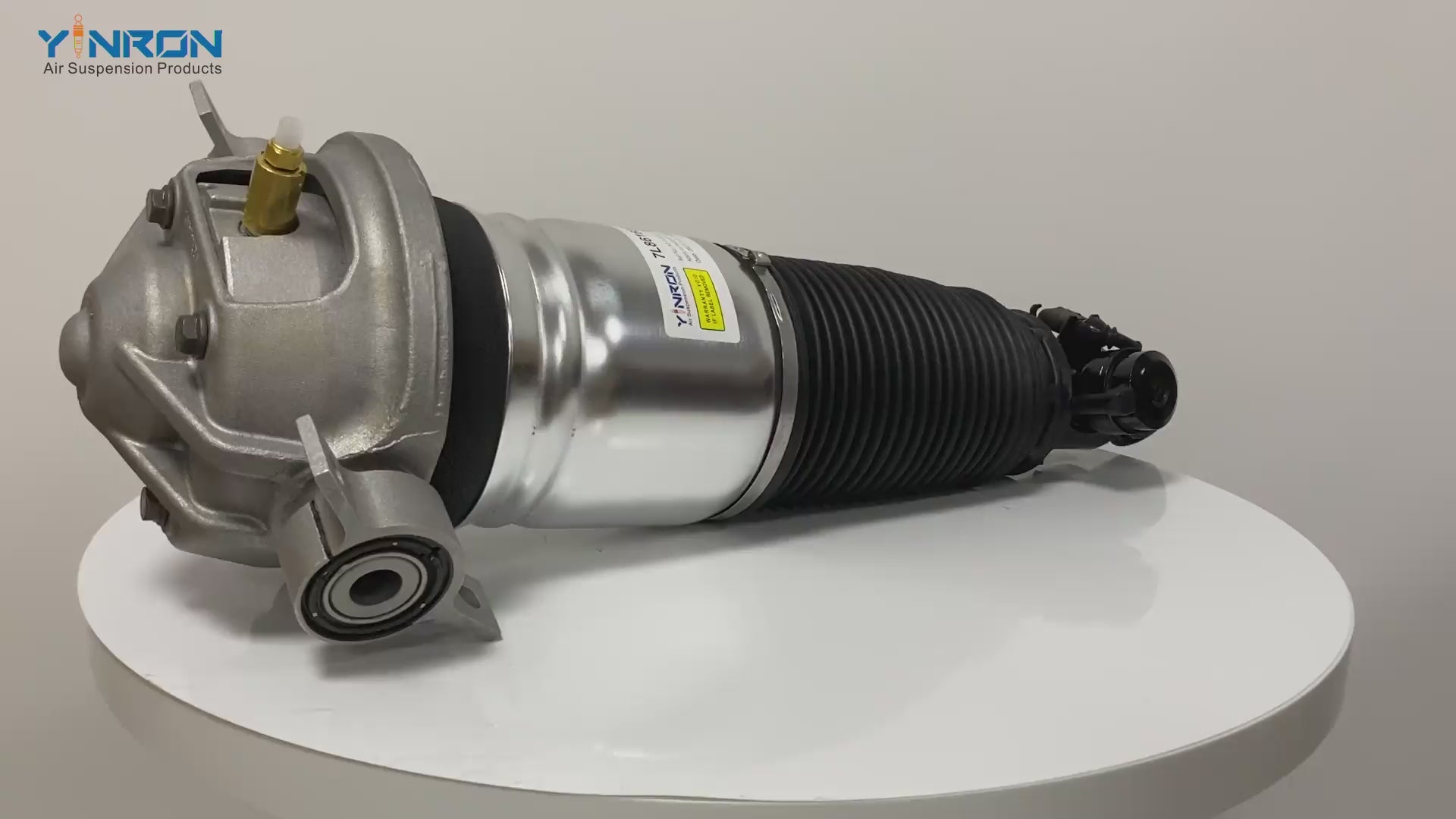 360-degree rotation video showcasing the build quality for Audi Q7 7L rear right air suspension strut (7L8616020D)
