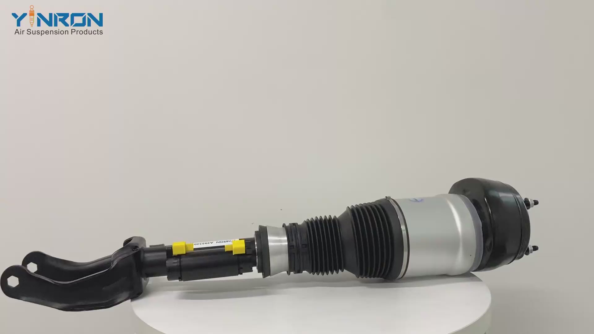 Detailed video showing the build quality and ADS connector of the YINRON Mercedes GLE Coupe C292 air strut.