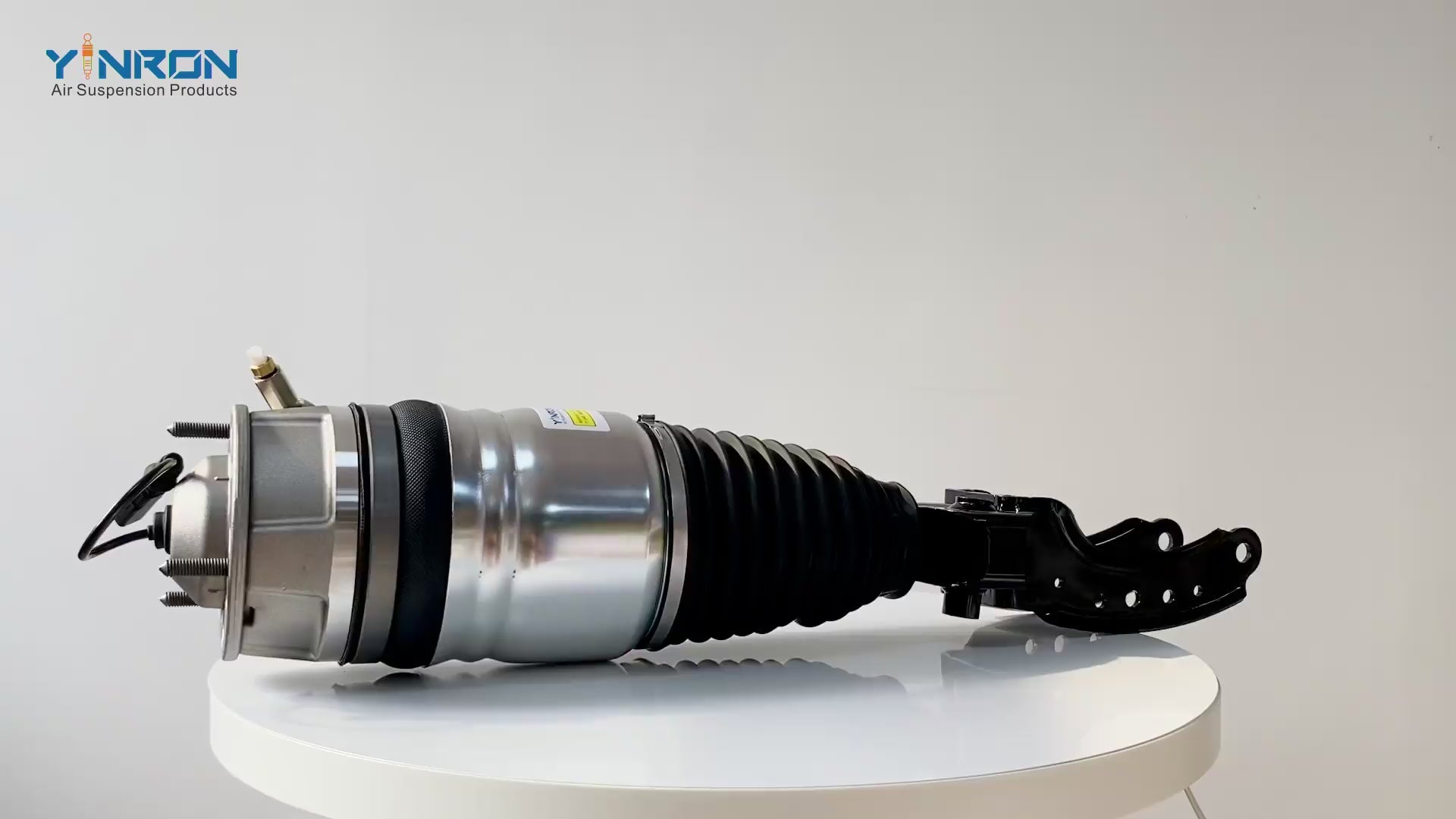 360° rotating display video of VW Touareg II 7P left front CDC air suspension strut OEM 7P6616039N