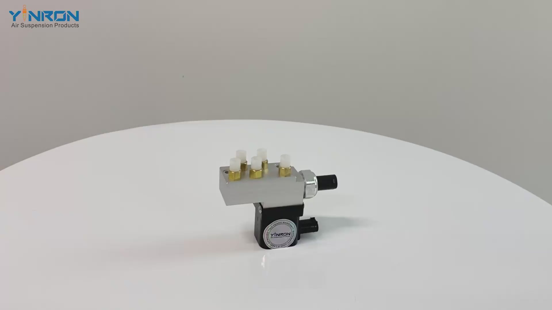 360 degree rotation video for Mercedes-Benz CLS-Class C219 air suspension valve block (A2113200158)
