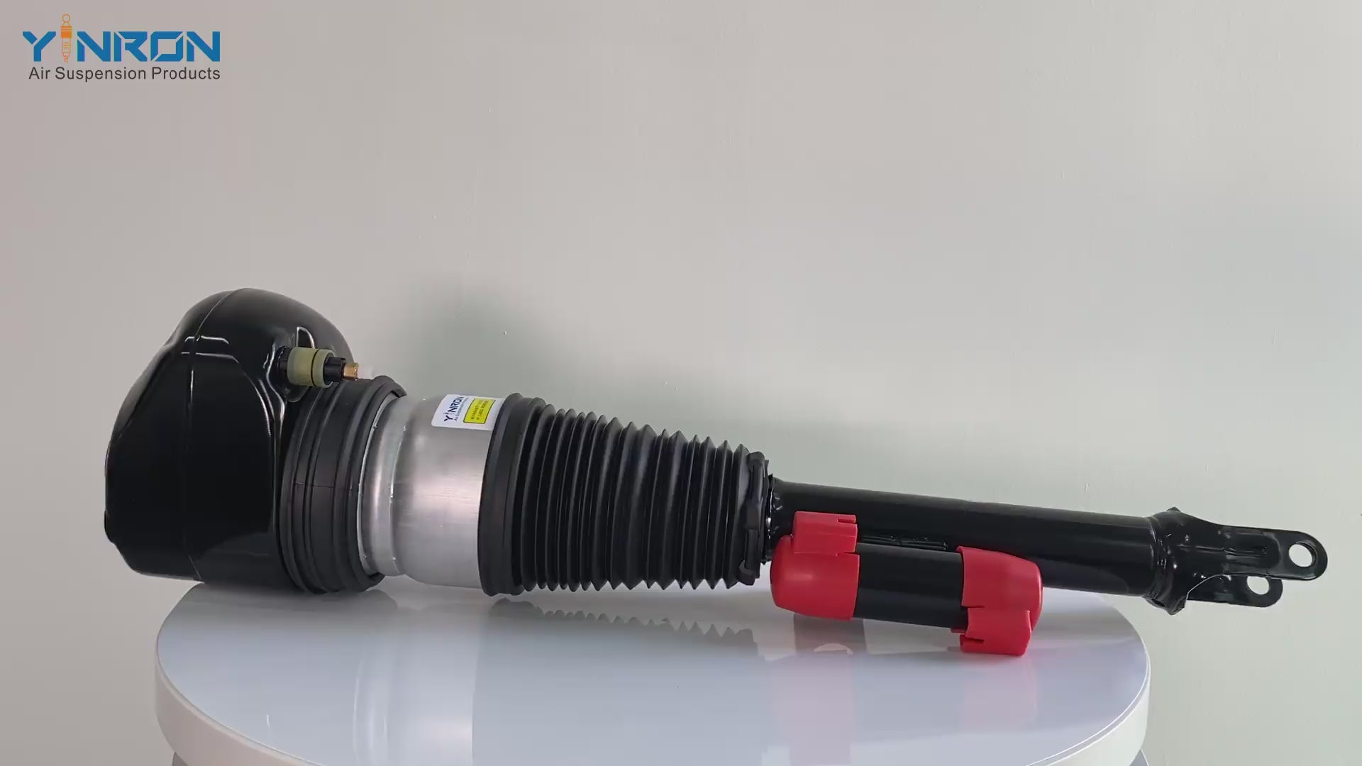 360-degree rotation video showcasing the build quality for BMW 7-Series G11 G12 front right air suspension strut (37106877554) with VDC