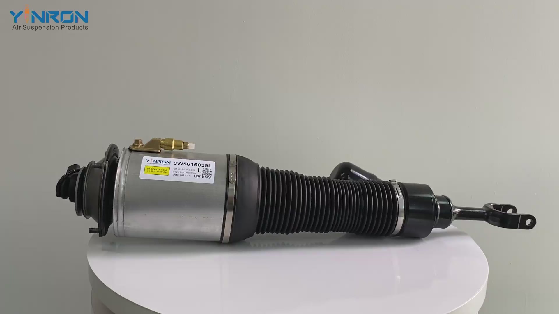 360-degree rotation video showcasing the build quality for Bentley Continental GT GTC & Flying Spur front left air suspension strut (3W5616039L)
