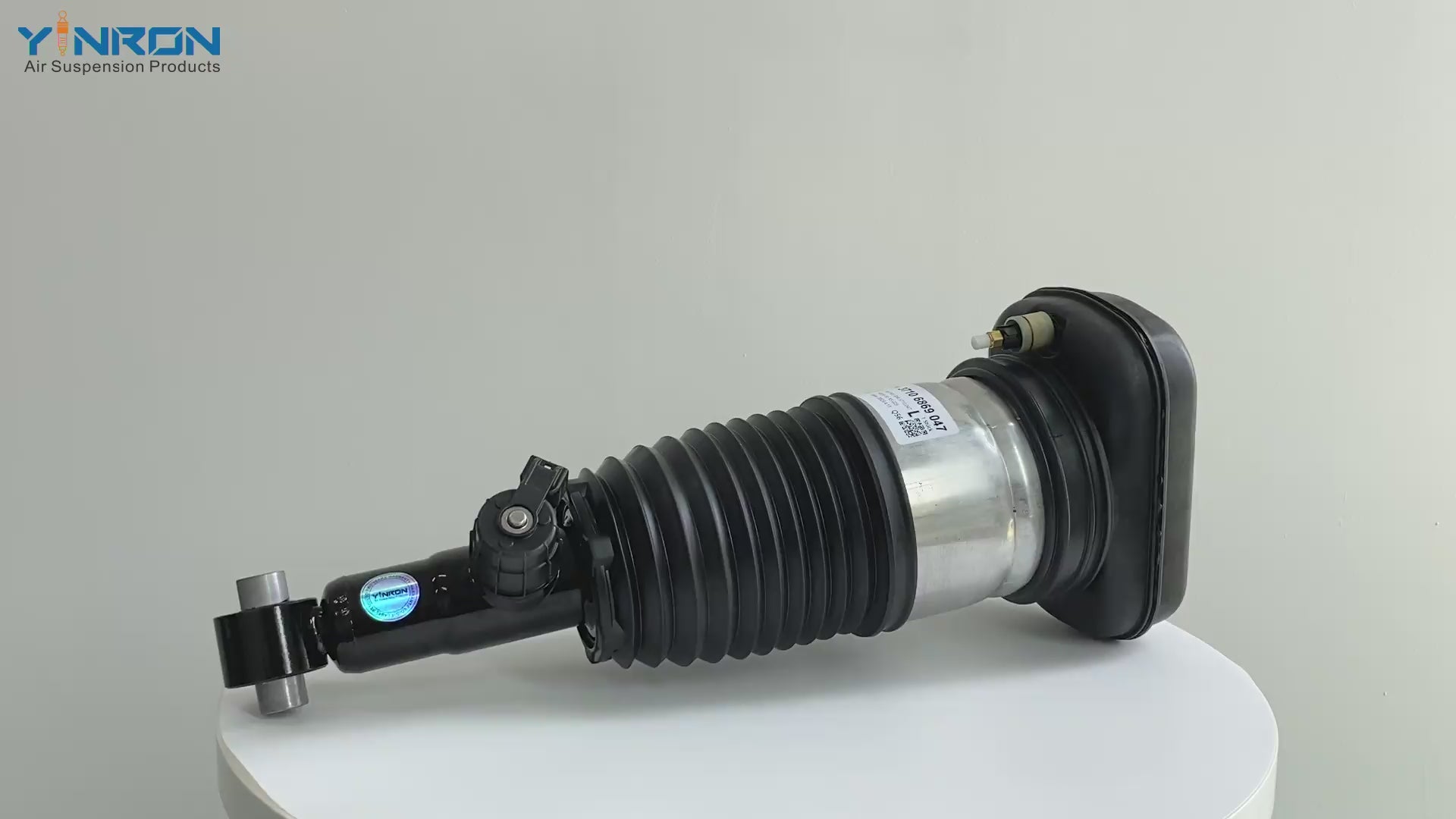 360-degree rotation video showcasing the build quality for BMW X5 G05 rear left air suspension strut (37106869047)