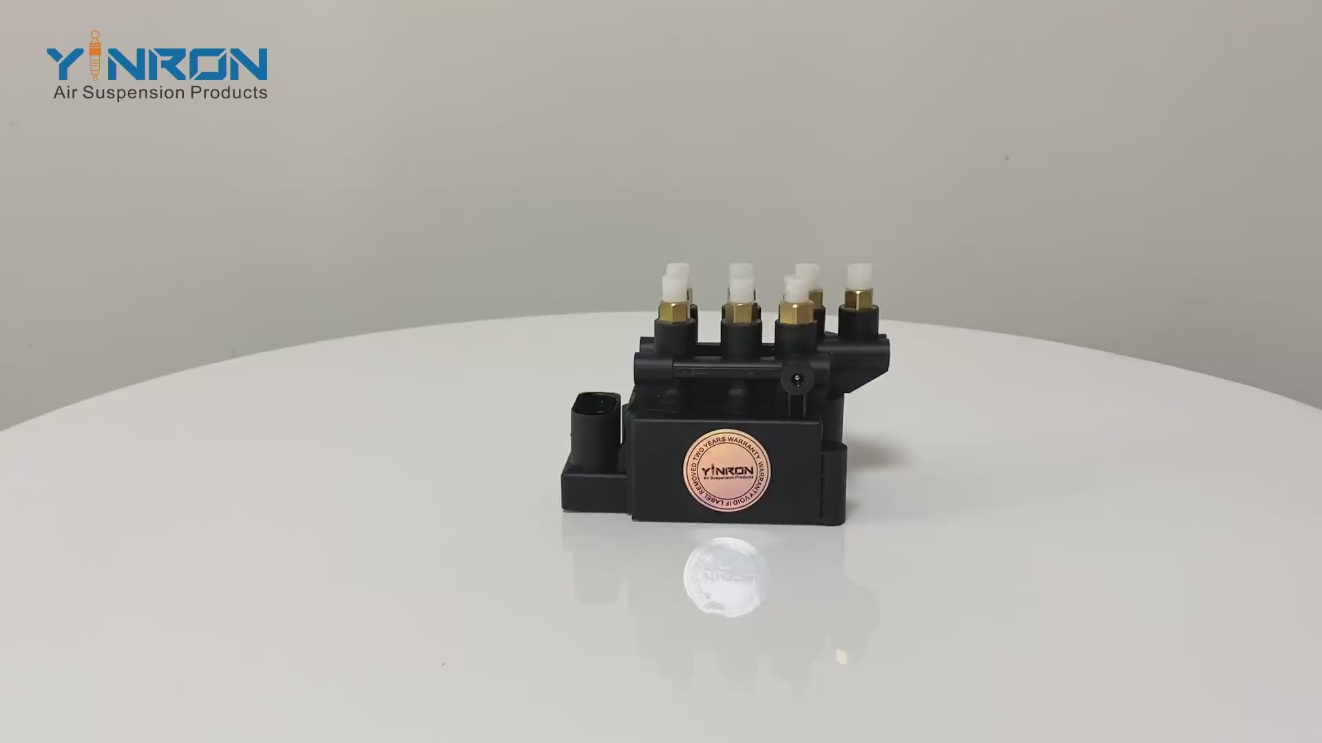 360 degree rotation video for Porsche Panamera 971 air suspension valve block (971616056)