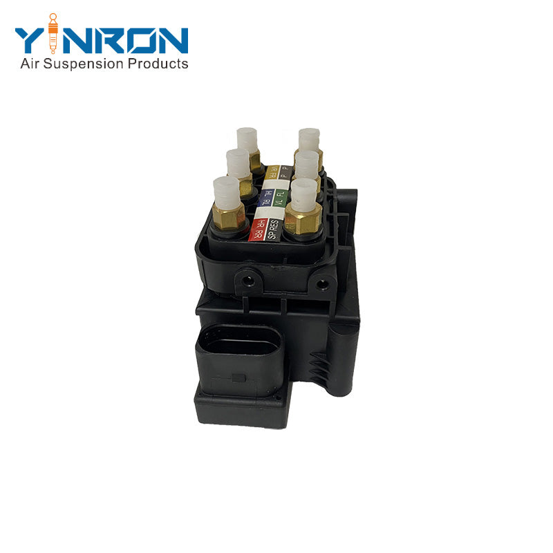 Detailed view of Mercedes-Benz GLE-Class W253 air suspension valve block (A0993200100)